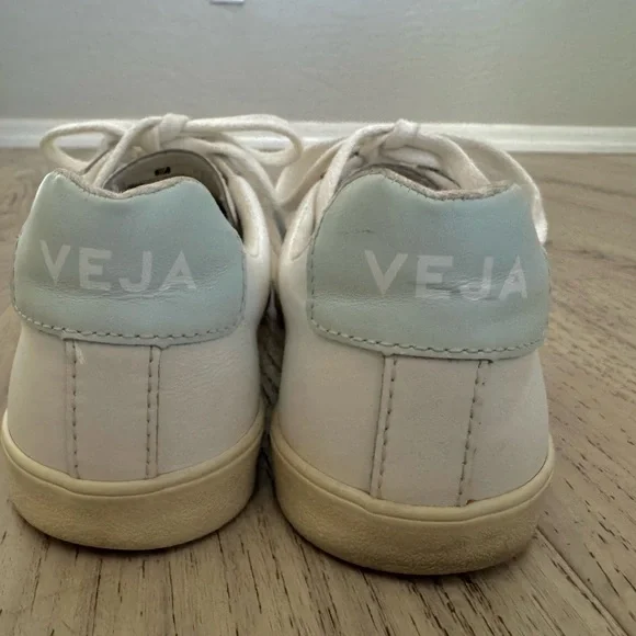 Veja Women's White and Mint Sneakers - Picture 6 of 7